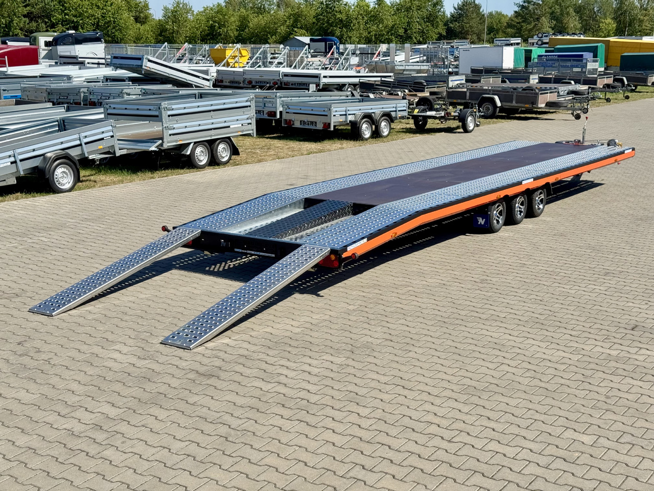 NIEWIADÓW Indiana Premium Color 850 x 210 cm | 3500 kg - קרון נגרר בהובלה אוטומטית: תמונה 2 NIEWIADÓW Indiana Premium Color 850 x 210 cm | 3500 kg - קרון נגרר בהובלה אוטומטית: תמונה 2