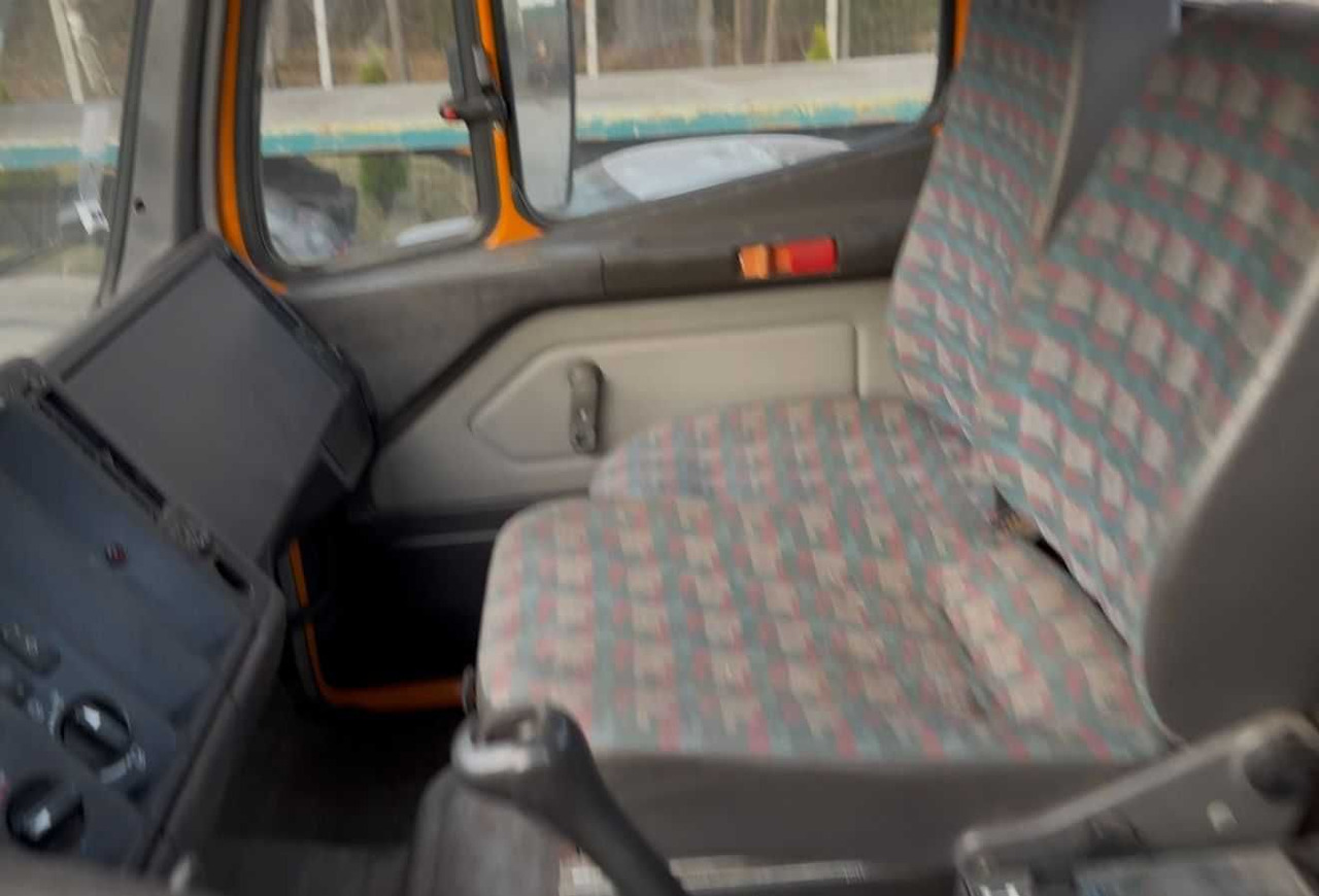 Mercedes SK 1824 AK, 4x4, Allroad , Kipper, 172 t.km , 1997, z Francji - מזהיר: תמונה 5 Mercedes SK 1824 AK, 4x4, Allroad , Kipper, 172 t.km , 1997, z Francji - מזהיר: תמונה 5