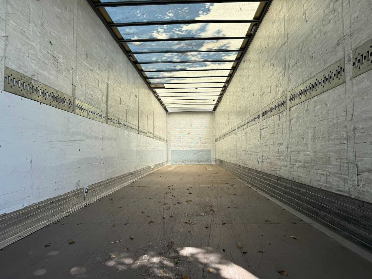 Schmitz Izoterma Kontener Box, 2015 r , z Francji - סמיטריילר איזותרמי: תמונה 5 Schmitz Izoterma Kontener Box, 2015 r , z Francji - סמיטריילר איזותרמי: תמונה 5