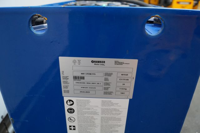 Hawker unknown | Battery 48V775Ah 48 5 PZMM775 Year 2023 weight 1132 kg sn. 8087 - מצבר עבור ציוד לטיפול בחומרים: תמונה 4 Hawker unknown | Battery 48V775Ah 48 5 PZMM775 Year 2023 weight 1132 kg sn. 8087 - מצבר עבור ציוד לטיפול בחומרים: תמונה 4