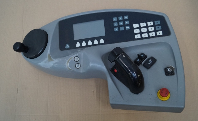 Jungheinrich 50303681 | Control panel for ESE430 Control panel for ESE430 - מערכת חשמל עבור ציוד לטיפול בחומרים: תמונה 1 Jungheinrich 50303681 | Control panel for ESE430 Control panel for ESE430 - מערכת חשמל עבור ציוד לטיפול בחומרים: תמונה 1