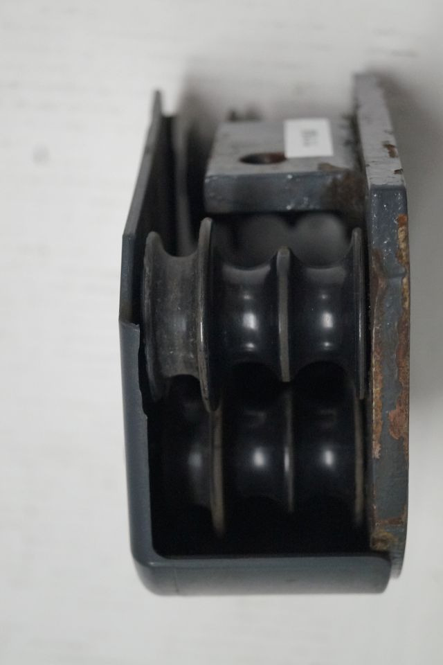 Jungheinrich 51160772 | Block rollor Hose guide for ETV from year 2003 till 2011 - חלקי הידרוליקה עבור ציוד לטיפול בחומרים: תמונה 2 Jungheinrich 51160772 | Block rollor Hose guide for ETV from year 2003 till 2011 - חלקי הידרוליקה עבור ציוד לטיפול בחומרים: תמונה 2