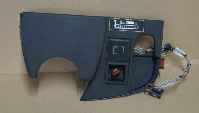 Jungheinrich 51212750 | Dashboard including ignition switch and LED battery indi - לוח מחוונים עבור ציוד לטיפול בחומרים: תמונה 1 Jungheinrich 51212750 | Dashboard including ignition switch and LED battery indi - לוח מחוונים עבור ציוד לטיפול בחומרים: תמונה 1