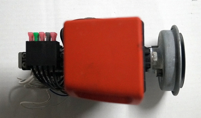 Jungheinrich 51358048 | Noodstop schakelaar Emergency disconnector 200A - מערכת חשמל עבור ציוד לטיפול בחומרים: תמונה 3 Jungheinrich 51358048 | Noodstop schakelaar Emergency disconnector 200A - מערכת חשמל עבור ציוד לטיפול בחומרים: תמונה 3