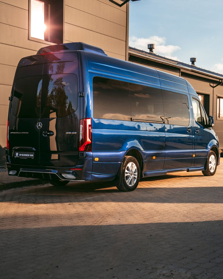 Mercedes-Benz Sprinter 319 VIP Van/ Sleeping Area/ Ski Holders - כלי רכב מסחרי לנוסעים: תמונה 1 Mercedes-Benz Sprinter 319 VIP Van/ Sleeping Area/ Ski Holders - כלי רכב מסחרי לנוסעים: תמונה 1