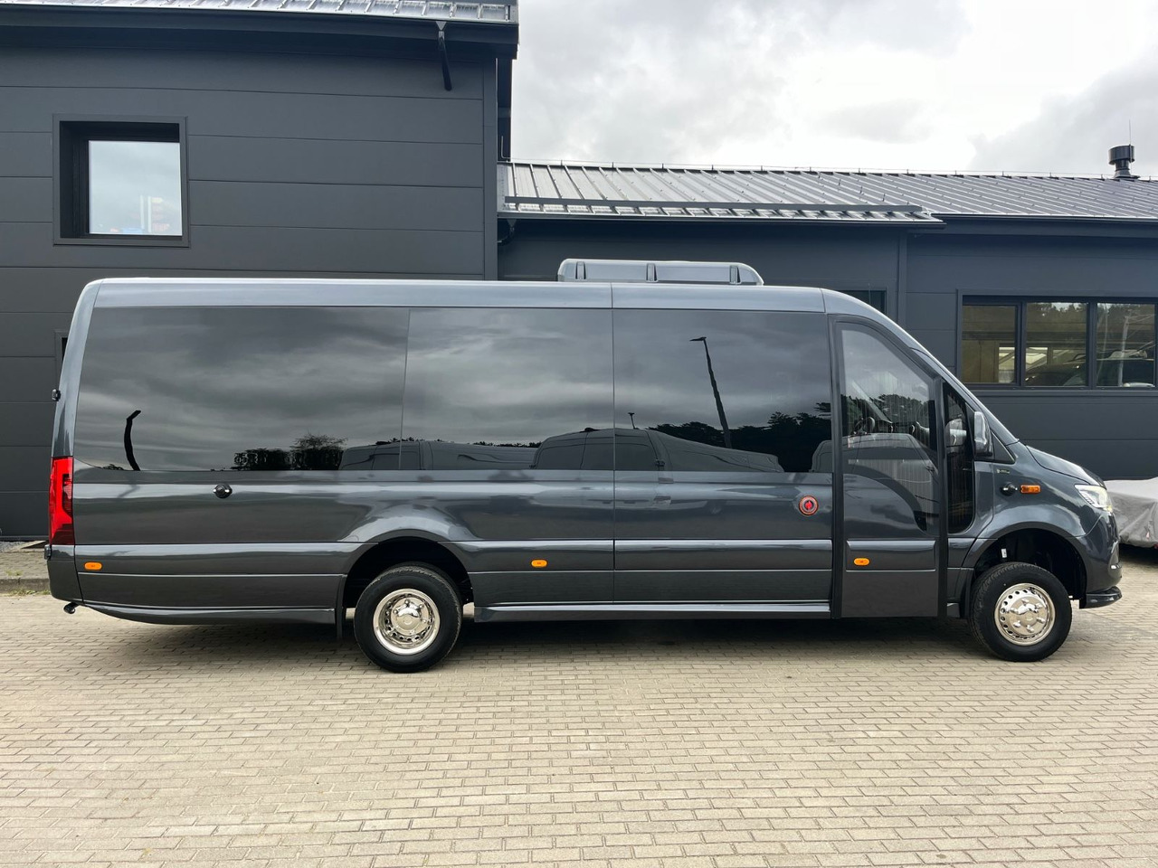 Mercedes-Benz Sprinter 519 AWD 4x4 TOURIST / 21 to 24 Seats - מיניבוס, כלי רכב מסחרי לנוסעים: תמונה 4 Mercedes-Benz Sprinter 519 AWD 4x4 TOURIST / 21 to 24 Seats - מיניבוס, כלי רכב מסחרי לנוסעים: תמונה 4
