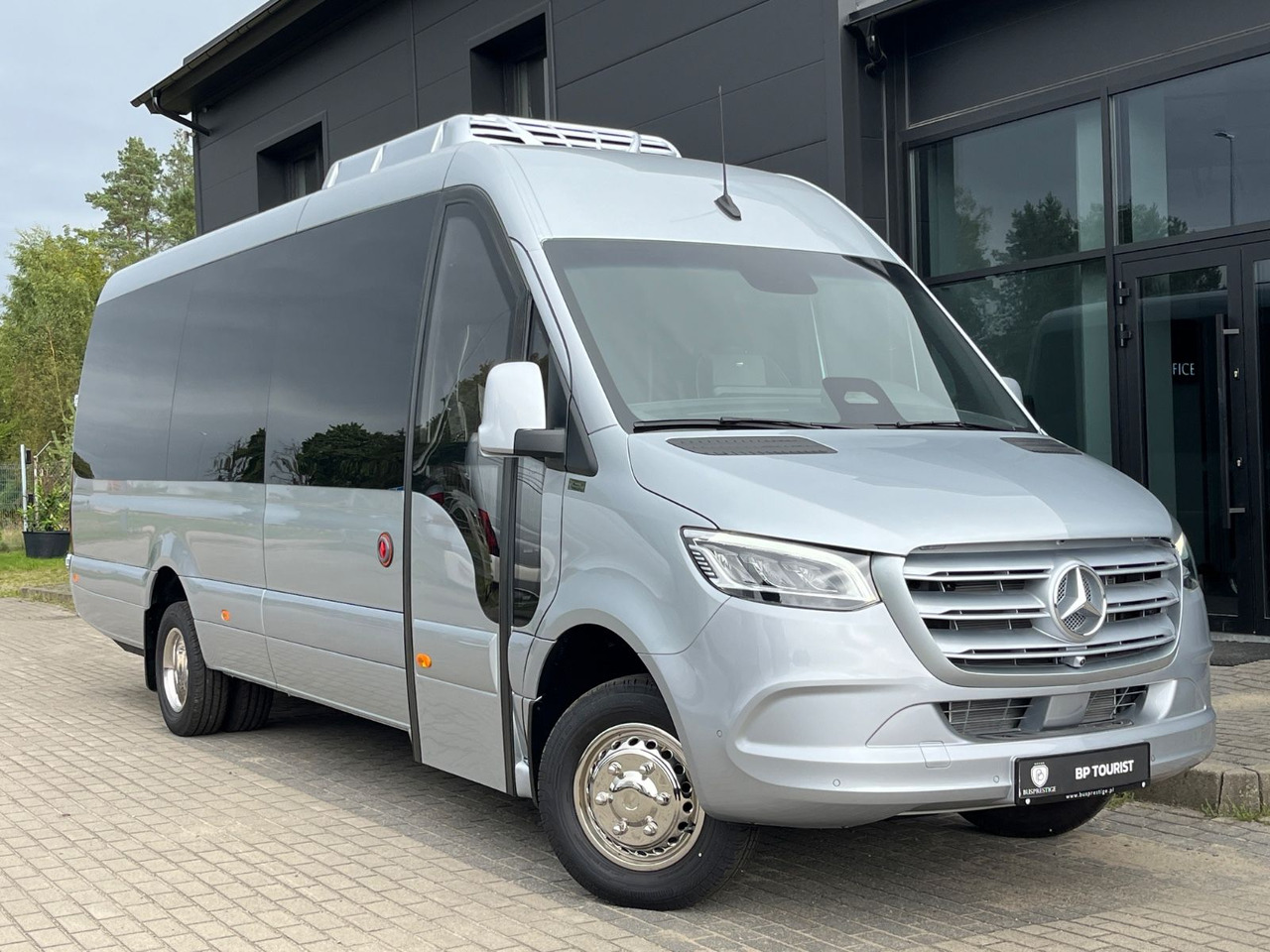 Mercedes-Benz Sprinter 519 TRANSFER XL / 22+1+1 / ON STOCK!!! Mercedes-Benz Sprinter 519 TOURIST XL/ 21-24 Seats/ IN STOCK! - מיניבוס, כלי רכב מסחרי לנוסעים: תמונה 1 Mercedes-Benz Sprinter 519 TRANSFER XL / 22+1+1 / ON STOCK!!! Mercedes-Benz Sprinter 519 TOURIST XL/ 21-24 Seats/ IN STOCK! - מיניבוס, כלי רכב מסחרי לנוסעים: תמונה 1