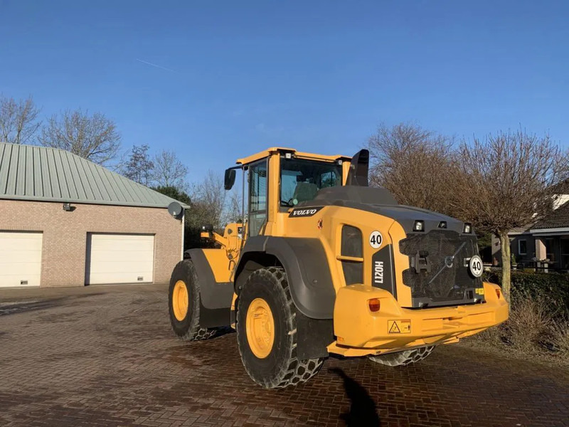 Volvo L120 H - מעמיס גלגלים: תמונה 2 Volvo L120 H - מעמיס גלגלים: תמונה 2