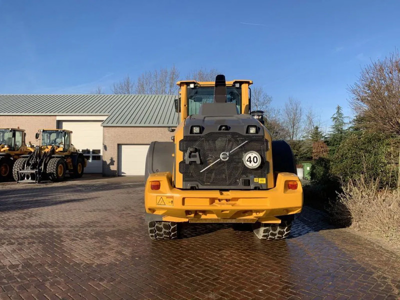 Volvo L120 H - מעמיס גלגלים: תמונה 3 Volvo L120 H - מעמיס גלגלים: תמונה 3
