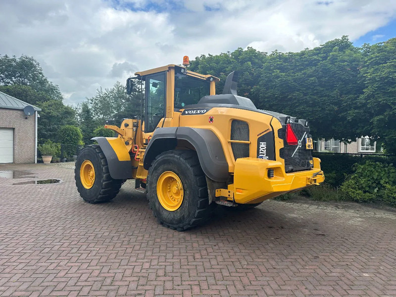 Volvo L120 H - מעמיס גלגלים: תמונה 2 Volvo L120 H - מעמיס גלגלים: תמונה 2