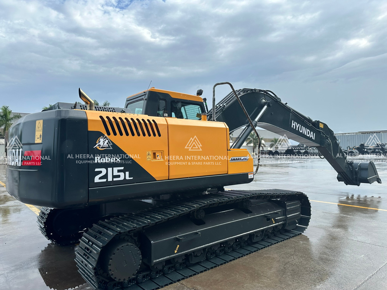 Hyundai R215L XL - מחפר: תמונה 1 Hyundai R215L XL - מחפר: תמונה 1