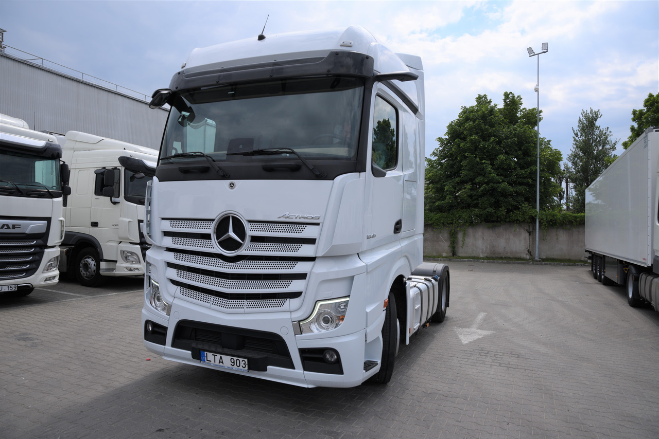Mercedes-Benz Actros 5 1845 BigSpace - יחידת טרקטור: תמונה 1 Mercedes-Benz Actros 5 1845 BigSpace - יחידת טרקטור: תמונה 1