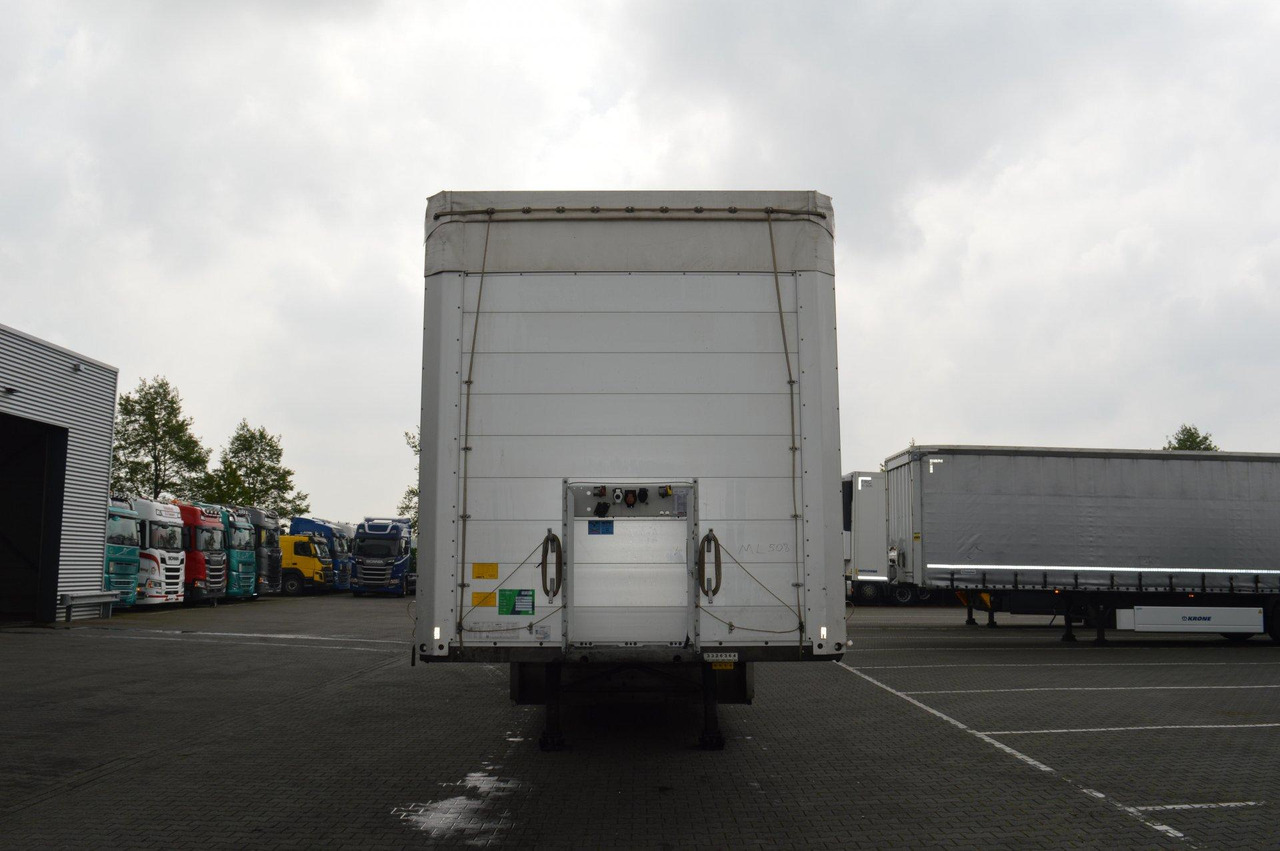 Schmitz Cargobull SCS24/L Lifting Axle - סמיטריילר עם וילונות צד: תמונה 2 Schmitz Cargobull SCS24/L Lifting Axle - סמיטריילר עם וילונות צד: תמונה 2