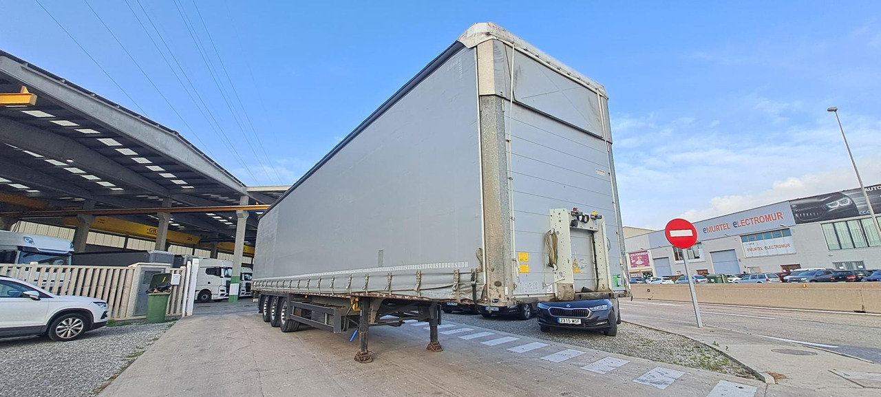 Schmitz Cargobull SCS24/L Varios - סמיטריילר עם וילונות צד: תמונה 3 Schmitz Cargobull SCS24/L Varios - סמיטריילר עם וילונות צד: תמונה 3