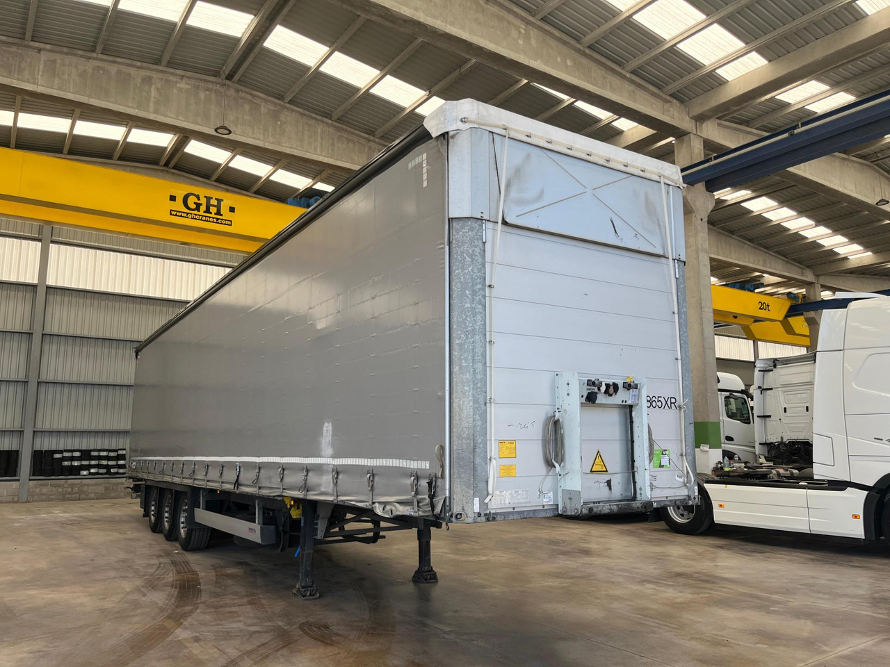Schmitz Cargobull SCS24/L Varios - סמיטריילר עם וילונות צד: תמונה 2 Schmitz Cargobull SCS24/L Varios - סמיטריילר עם וילונות צד: תמונה 2