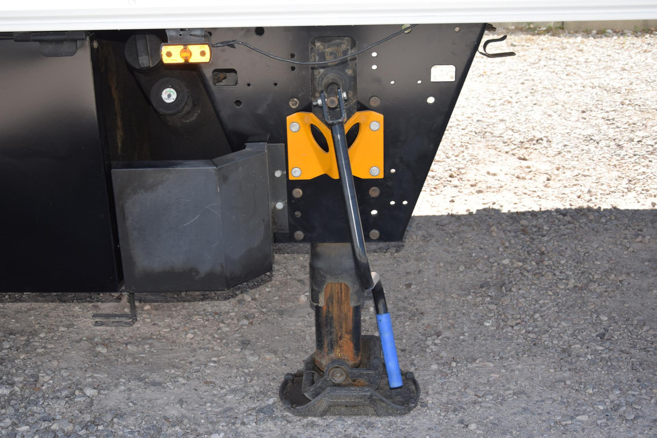 סמיטריילר עם קירור Schmitz Cargobull SKO Double Deck FP 45 ThermoKing SLXi 300 Lifting Axle: תמונה 13