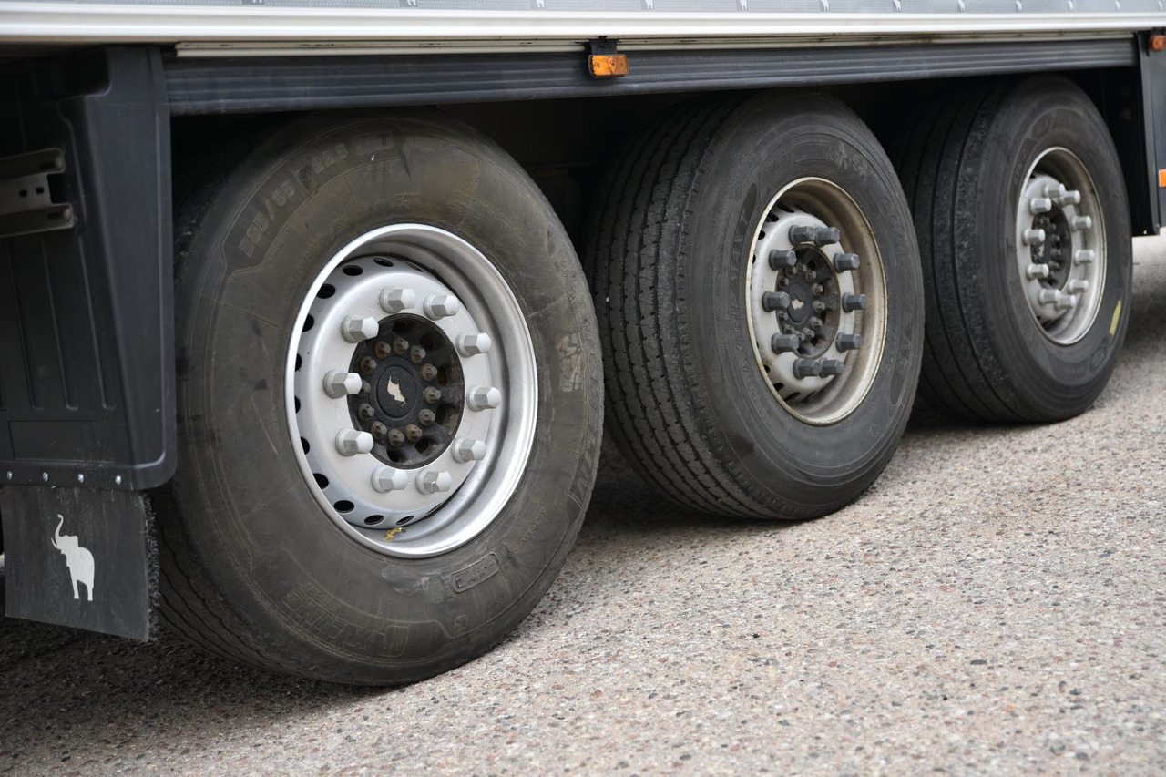 סמיטריילר עם קירור Schmitz Cargobull SKO Double Deck FP 60 ThermoKing SLXi 300 Lifting Axle: תמונה 12