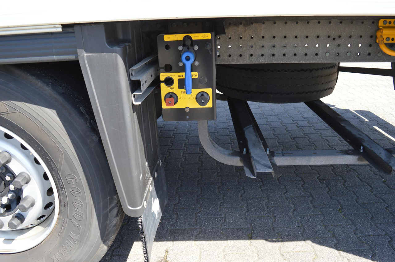 סמיטריילר עם קירור Schmitz Cargobull SKO FP 45 ThermoKing SLXi 300: תמונה 11