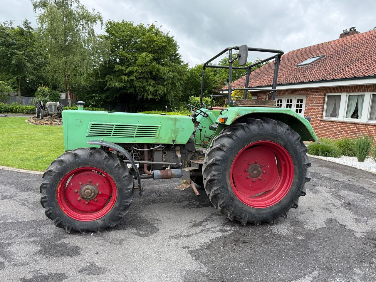 Fendt Farmer 106 (FWA 268S) - טרקטור חקלאי: תמונה 3 Fendt Farmer 106 (FWA 268S) - טרקטור חקלאי: תמונה 3