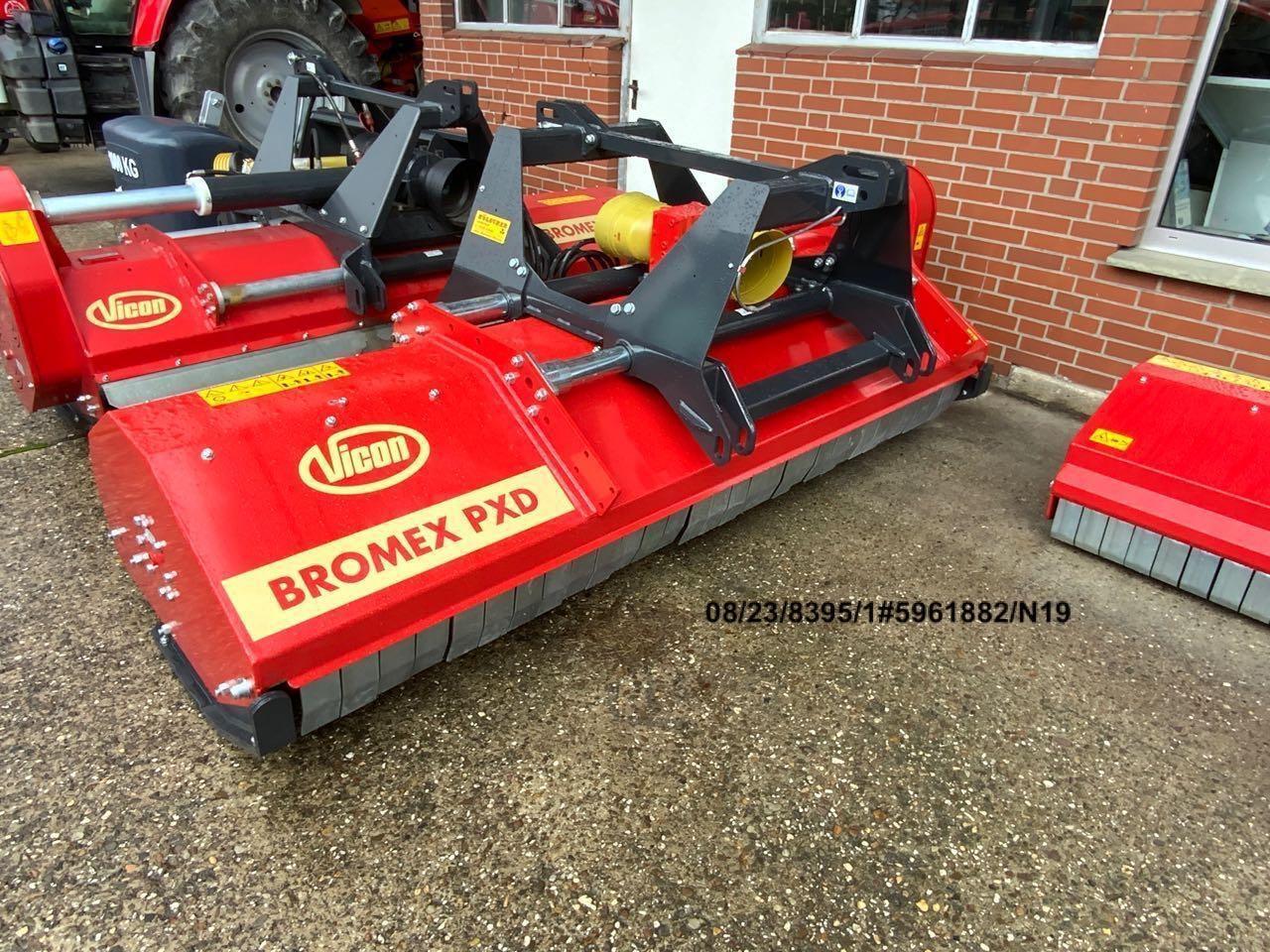 Vicon BROMEX PXD 280 MIT HAMMERSCHLEGEL - מכסחת תבואה: תמונה 1 Vicon BROMEX PXD 280 MIT HAMMERSCHLEGEL - מכסחת תבואה: תמונה 1