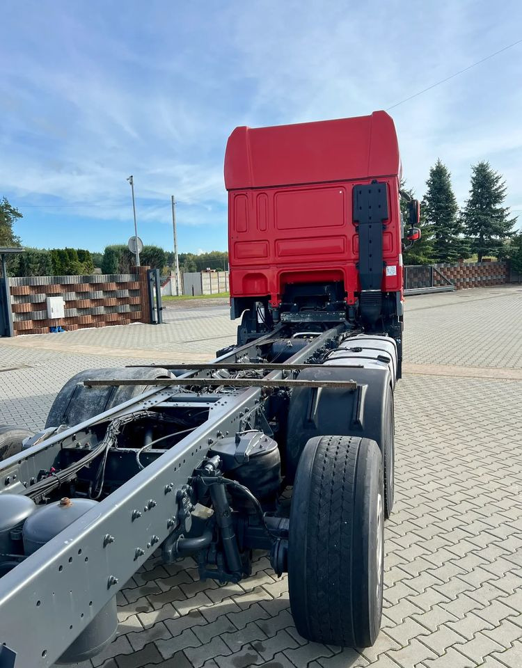 DAF XF105.510 | 6x2 | Pod zabudowę |Os podnoszona i skrętna | Retarder | Webasto | Klimatyzacja - משאית עם שלדת תא: תמונה 3 DAF XF105.510 | 6x2 | Pod zabudowę |Os podnoszona i skrętna | Retarder | Webasto | Klimatyzacja - משאית עם שלדת תא: תמונה 3