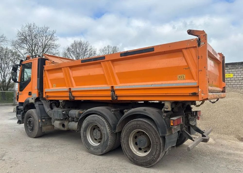 Iveco TRAKKER 500 EEV | Meiller Bordmatik | Wywrotka trójstronna | 6x4 | Euro 5 | Retarder | 500 KM - מזהיר: תמונה 4 Iveco TRAKKER 500 EEV | Meiller Bordmatik | Wywrotka trójstronna | 6x4 | Euro 5 | Retarder | 500 KM - מזהיר: תמונה 4