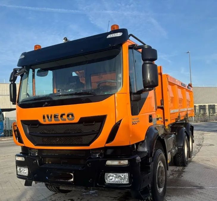 מזהיר Iveco TRAKKER 500 EEV | Meiller Bordmatik | Wywrotka trójstronna  | 6x4 | Euro 5 | Retarder | 500 KM: תמונה 8