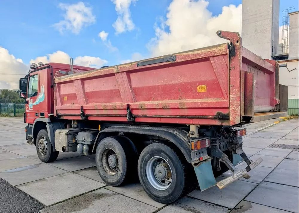 Mercedes-Benz Actros 2644 EPS |Wywrotka 3-stronna Meiller Bordmatik | 6x4 | Euro 5 | Plandeka rolowana - מזהיר: תמונה 2 Mercedes-Benz Actros 2644 EPS |Wywrotka 3-stronna Meiller Bordmatik | 6x4 | Euro 5 | Plandeka rolowana - מזהיר: תמונה 2