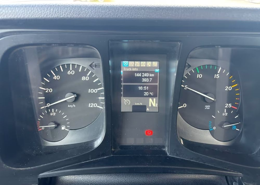 מזהיר Mercedes-Benz Arocs 4145 AK 8x6 | Wywrotka trójstronna Schmitz Mulde | Klima | Kamera |: תמונה 13 מזהיר Mercedes-Benz Arocs 4145 AK 8x6 | Wywrotka trójstronna Schmitz Mulde | Klima | Kamera |: תמונה 13