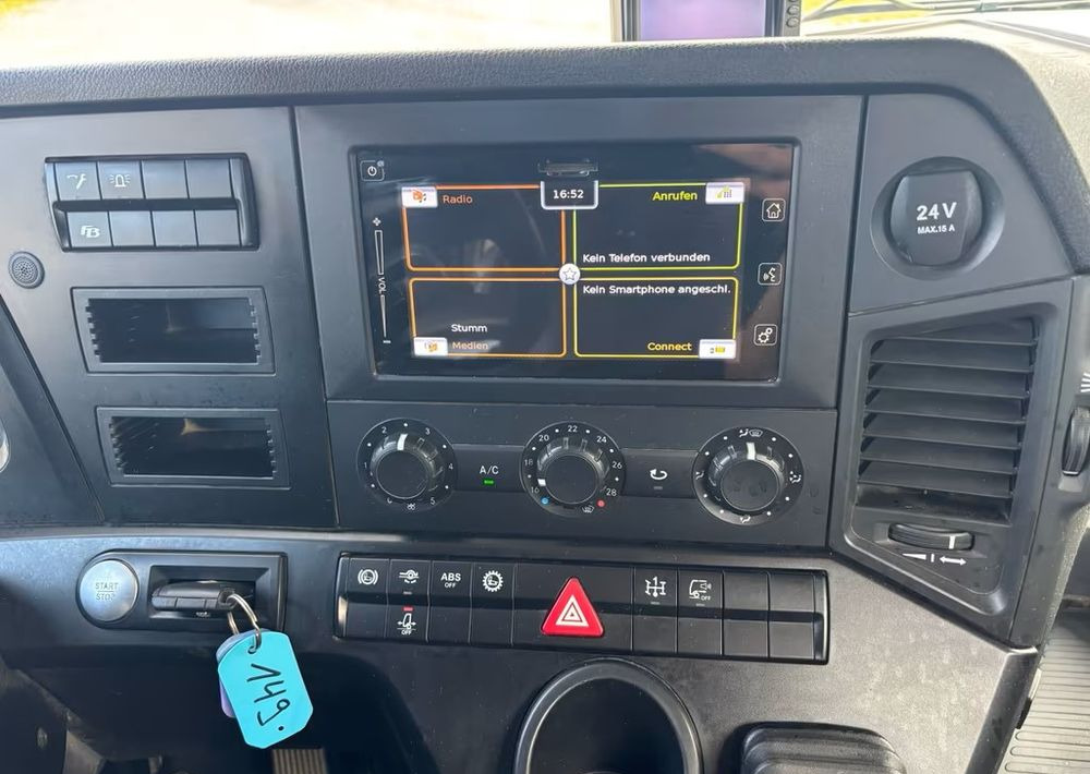 מזהיר Mercedes-Benz Arocs 4145 AK 8x6 | Wywrotka trójstronna Schmitz Mulde | Klima | Kamera |: תמונה 10 מזהיר Mercedes-Benz Arocs 4145 AK 8x6 | Wywrotka trójstronna Schmitz Mulde | Klima | Kamera |: תמונה 10