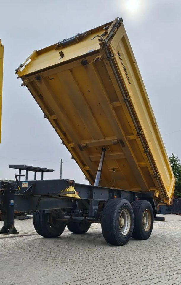 Miller Tandem R180 | Wywrotka 3-stronna | Pneumatyczne zawieszenie | Bordmatik | 2013 | Oś podnoszona - קרון נגרר עם מזהיר: תמונה 4 Miller Tandem R180 | Wywrotka 3-stronna | Pneumatyczne zawieszenie | Bordmatik | 2013 | Oś podnoszona - קרון נגרר עם מזהיר: תמונה 4