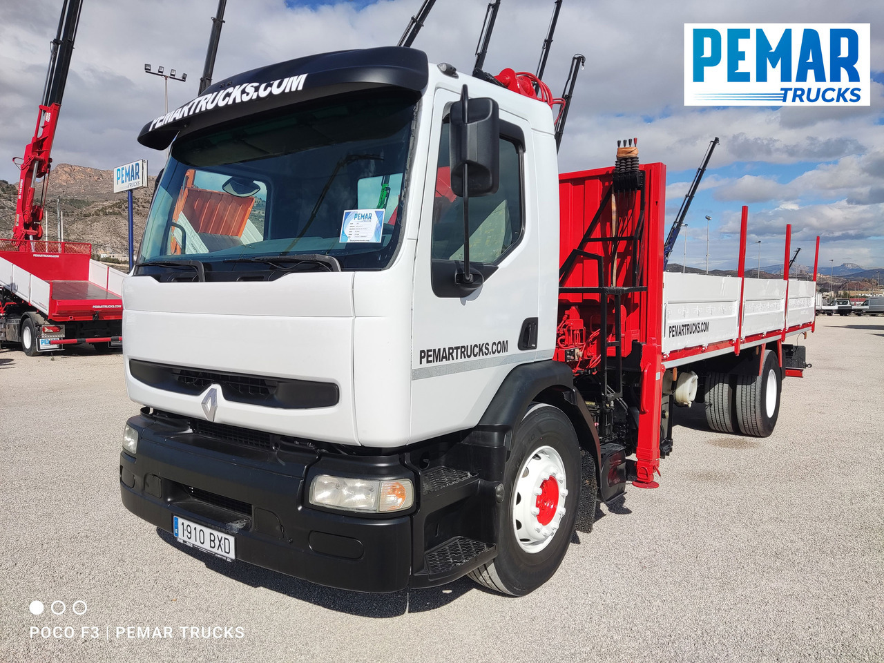 RENAULT PREMIUM 270 DCI GRUA CAJA FIJA - משאית מנוף: תמונה 2 RENAULT PREMIUM 270 DCI GRUA CAJA FIJA - משאית מנוף: תמונה 2