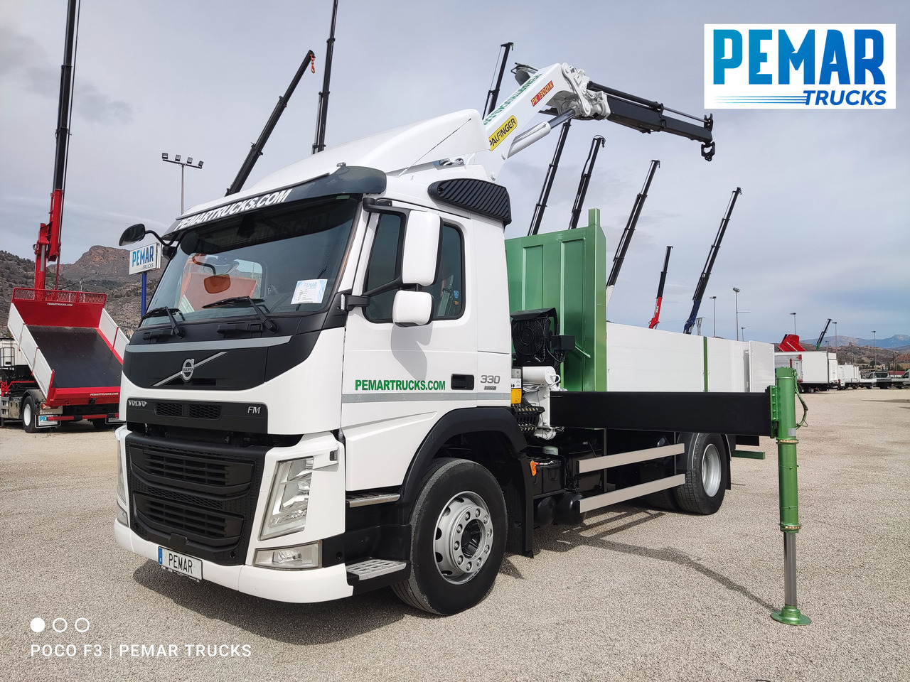 VOLVO FM 330 4X2 GRUA CAJA FIJA - משאית צד נופל/ שטוחה, משאית מנוף: תמונה 1 VOLVO FM 330 4X2 GRUA CAJA FIJA - משאית צד נופל/ שטוחה, משאית מנוף: תמונה 1