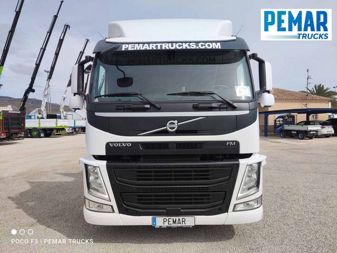VOLVO FM 330 4X2 GRUA CAJA FIJA - משאית צד נופל/ שטוחה, משאית מנוף: תמונה 3 VOLVO FM 330 4X2 GRUA CAJA FIJA - משאית צד נופל/ שטוחה, משאית מנוף: תמונה 3
