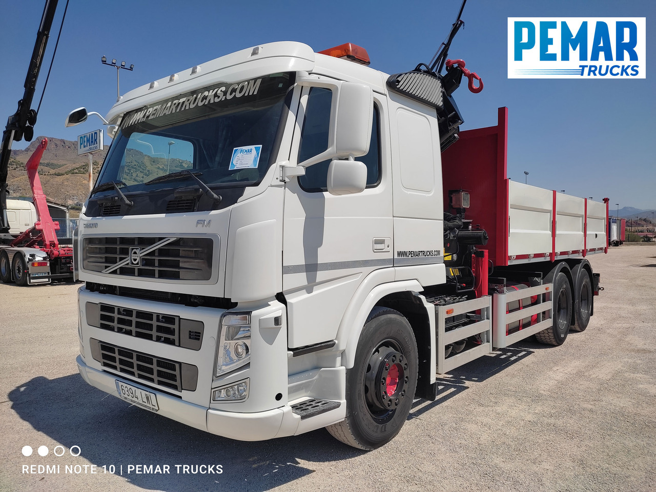 VOLVO FM 440 6X4 GRUA BASCULANTE - מזהיר, משאית מנוף: תמונה 2 VOLVO FM 440 6X4 GRUA BASCULANTE - מזהיר, משאית מנוף: תמונה 2