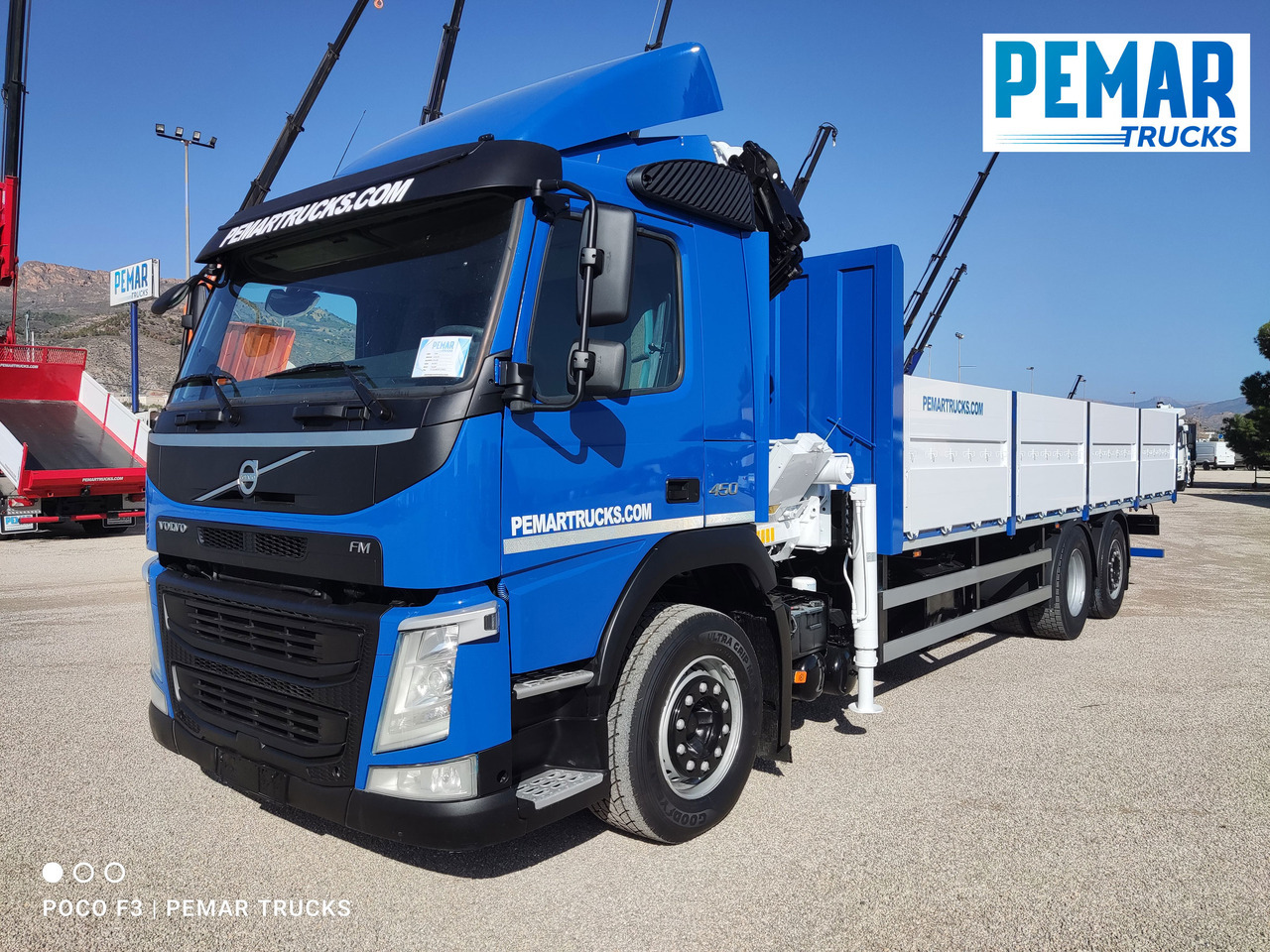 VOLVO FM 450 6X2 GRUA CAJA FIJA EURO 6 - משאית צד נופל/ שטוחה, משאית מנוף: תמונה 2 VOLVO FM 450 6X2 GRUA CAJA FIJA EURO 6 - משאית צד נופל/ שטוחה, משאית מנוף: תמונה 2