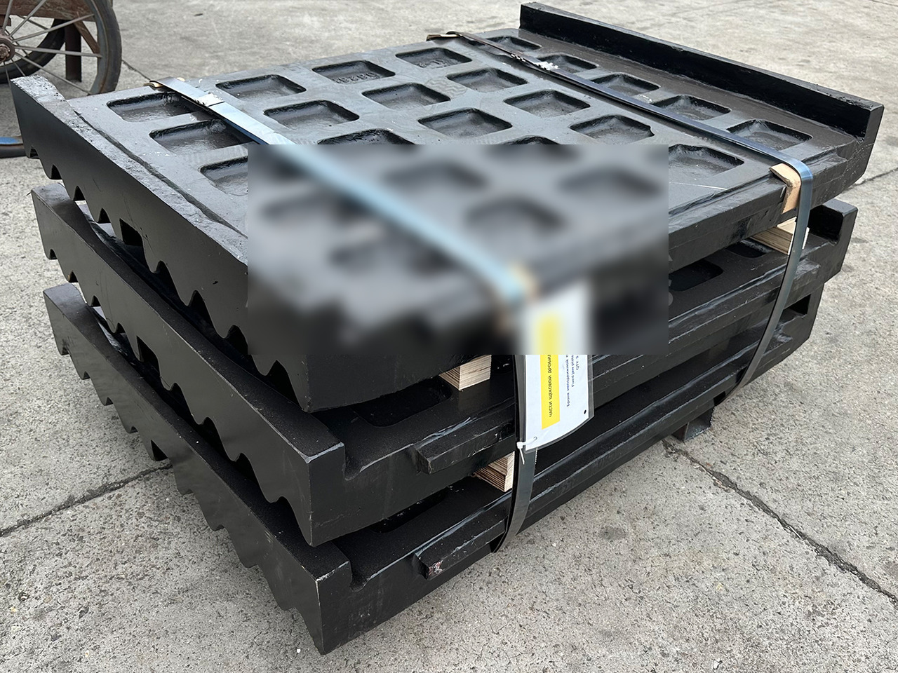 KINGLINK High Manganese Steel Fixed Jaw Plates 17003346 for CT2036 Jaw Crusher - חלקי חילוף עבור מכונת בנייה: תמונה 5 KINGLINK High Manganese Steel Fixed Jaw Plates 17003346 for CT2036 Jaw Crusher - חלקי חילוף עבור מכונת בנייה: תמונה 5