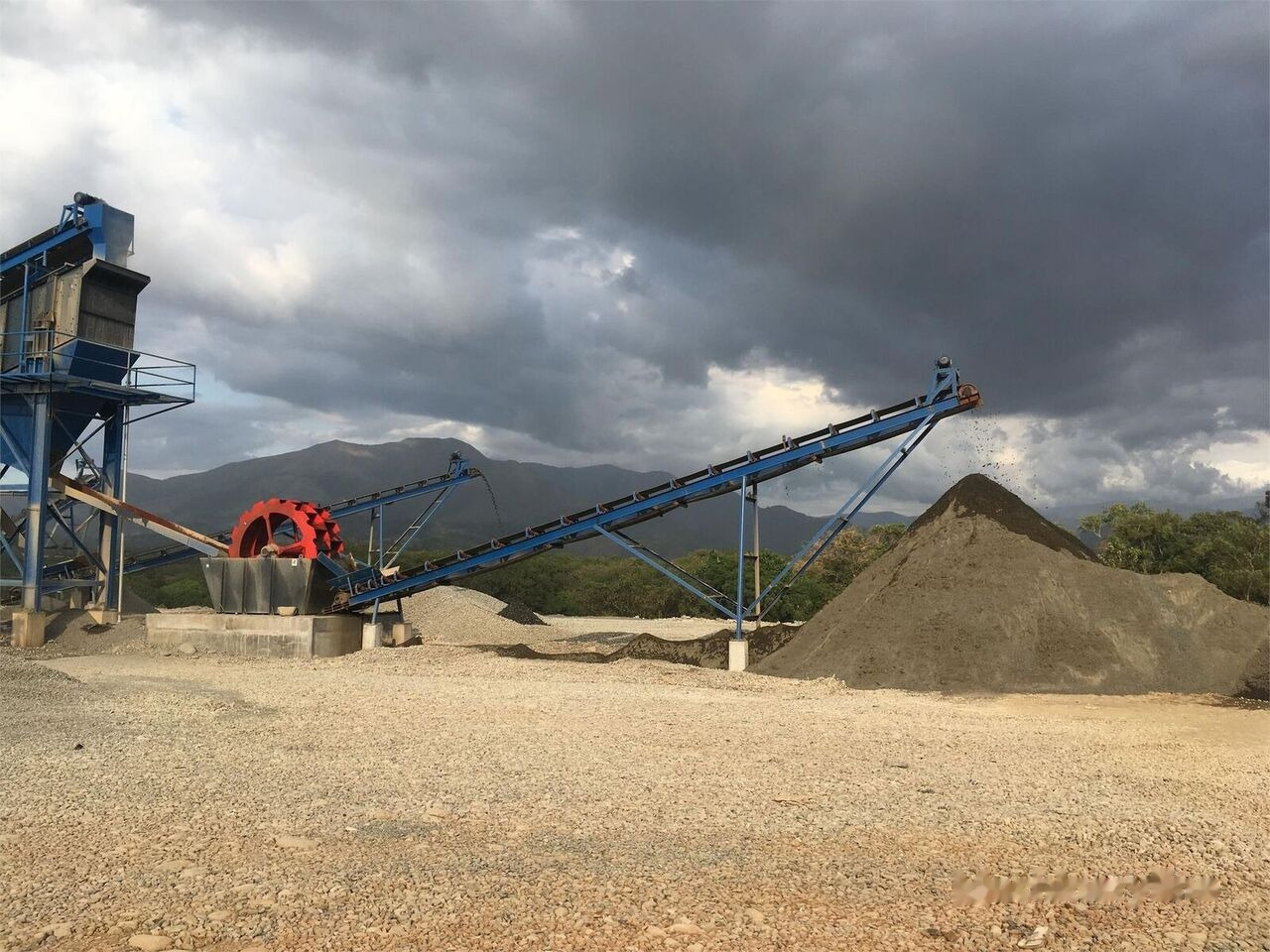 Kinglink 150TPH RIVER STONE CRUSHING PLANT - מגרסת מלחציים: תמונה 4 Kinglink 150TPH RIVER STONE CRUSHING PLANT - מגרסת מלחציים: תמונה 4