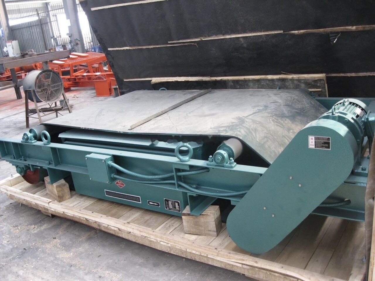 Kinglink B800 Magnetic Separator for remove iron and steels - מסוע חגורה: תמונה 2 Kinglink B800 Magnetic Separator for remove iron and steels - מסוע חגורה: תמונה 2