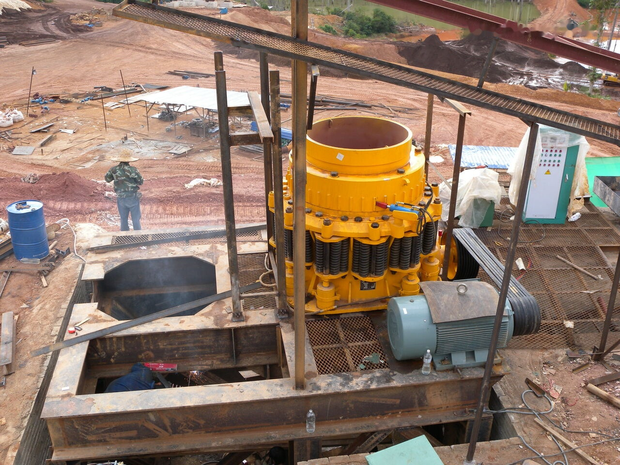 חָדָשׁ מגרסת חרוט Kinglink New KLF1300 4.25 SH Symons Cone Crusher: תמונה 11