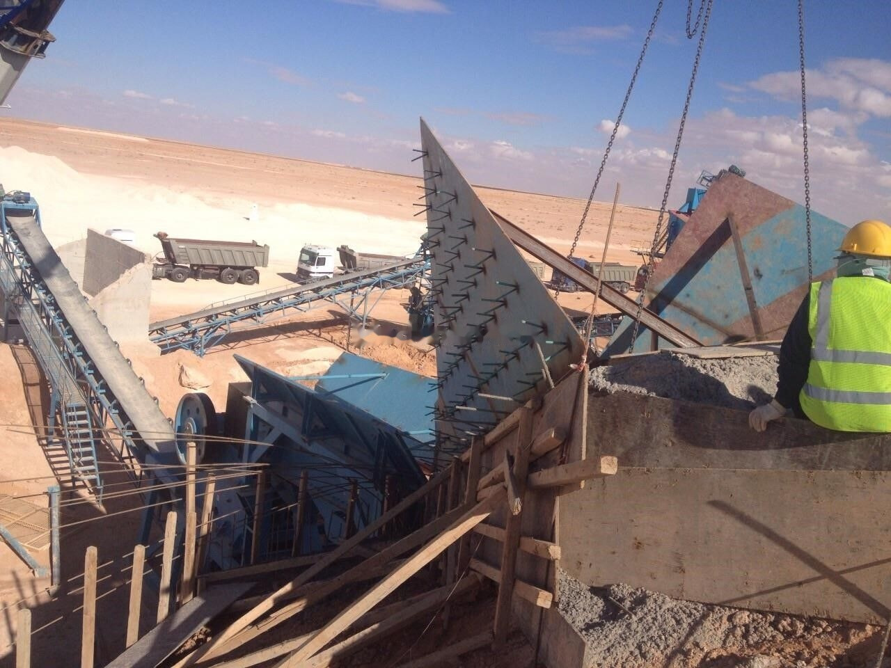Kinglink PE800X1060 Phosphate Jaw Crusher - מגרסת מלחציים: תמונה 5 Kinglink PE800X1060 Phosphate Jaw Crusher - מגרסת מלחציים: תמונה 5