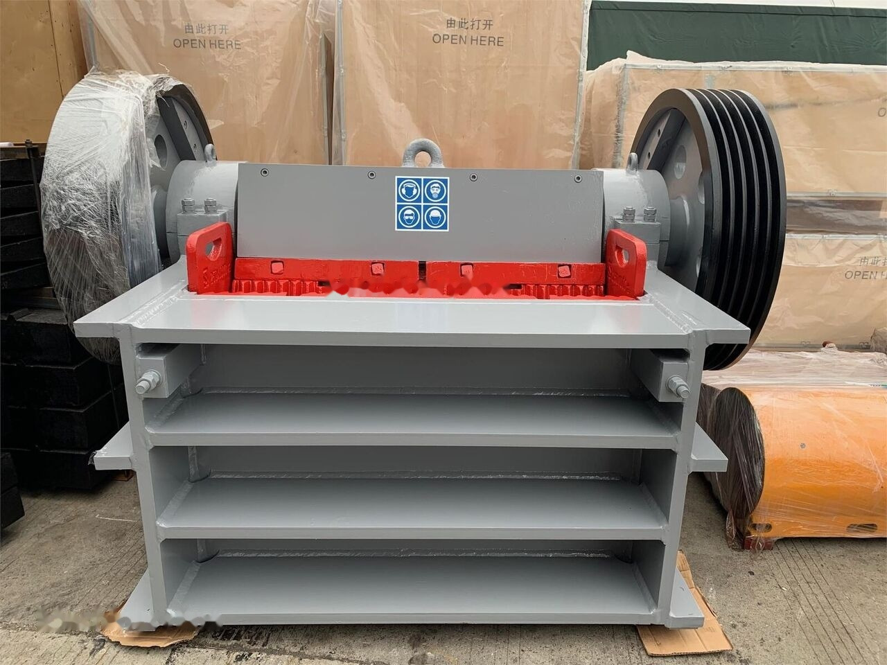 Kinglink PEX 10X47 Fine Stone Jaw Crusher for Concrete Batching Plant - מגרסת מלחציים: תמונה 5 Kinglink PEX 10X47 Fine Stone Jaw Crusher for Concrete Batching Plant - מגרסת מלחציים: תמונה 5