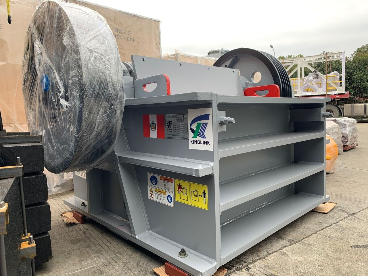Kinglink PEX250X1200 Jaw Crusher with NSK Bearings - מגרסת מלחציים: תמונה 1 Kinglink PEX250X1200 Jaw Crusher with NSK Bearings - מגרסת מלחציים: תמונה 1