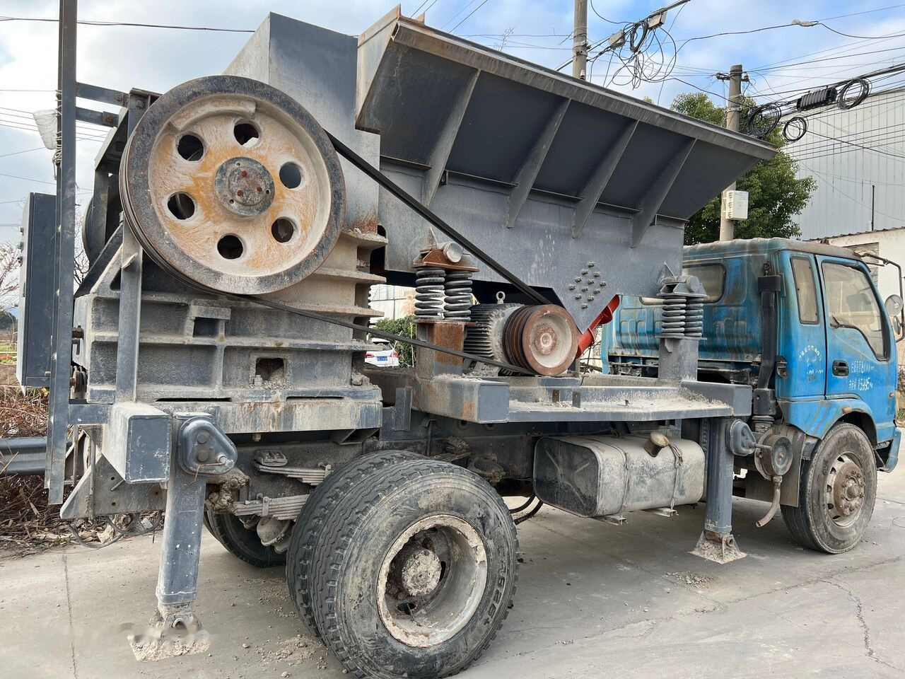 Kinglink Truck Mounted Vibrating Feeder and Jaw Crusher | Quarry | Concre - מגרסת מלחציים: תמונה 4 Kinglink Truck Mounted Vibrating Feeder and Jaw Crusher | Quarry | Concre - מגרסת מלחציים: תמונה 4
