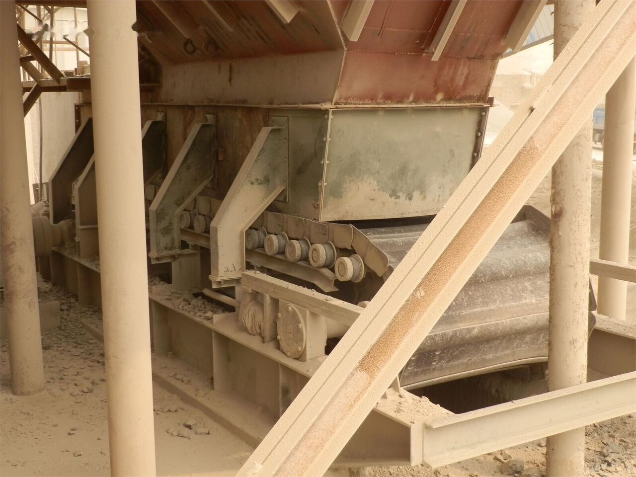 Kinglink WBW140 APRON FEEDER - מכונת כרייה: תמונה 2 Kinglink WBW140 APRON FEEDER - מכונת כרייה: תמונה 2