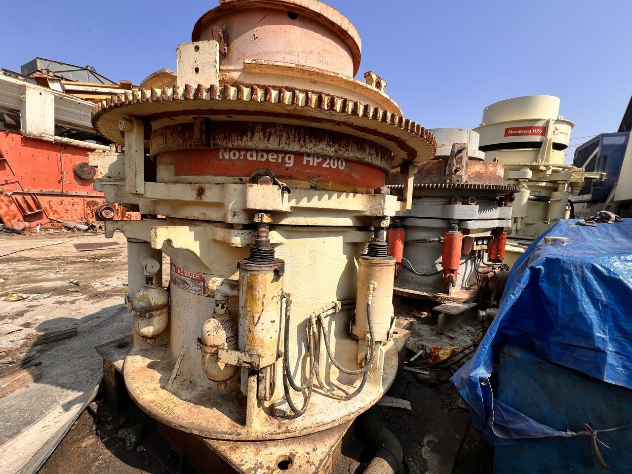 Metso HP200 Cone Crusher | Made in France - מגרסת חרוט: תמונה 1 Metso HP200 Cone Crusher | Made in France - מגרסת חרוט: תמונה 1