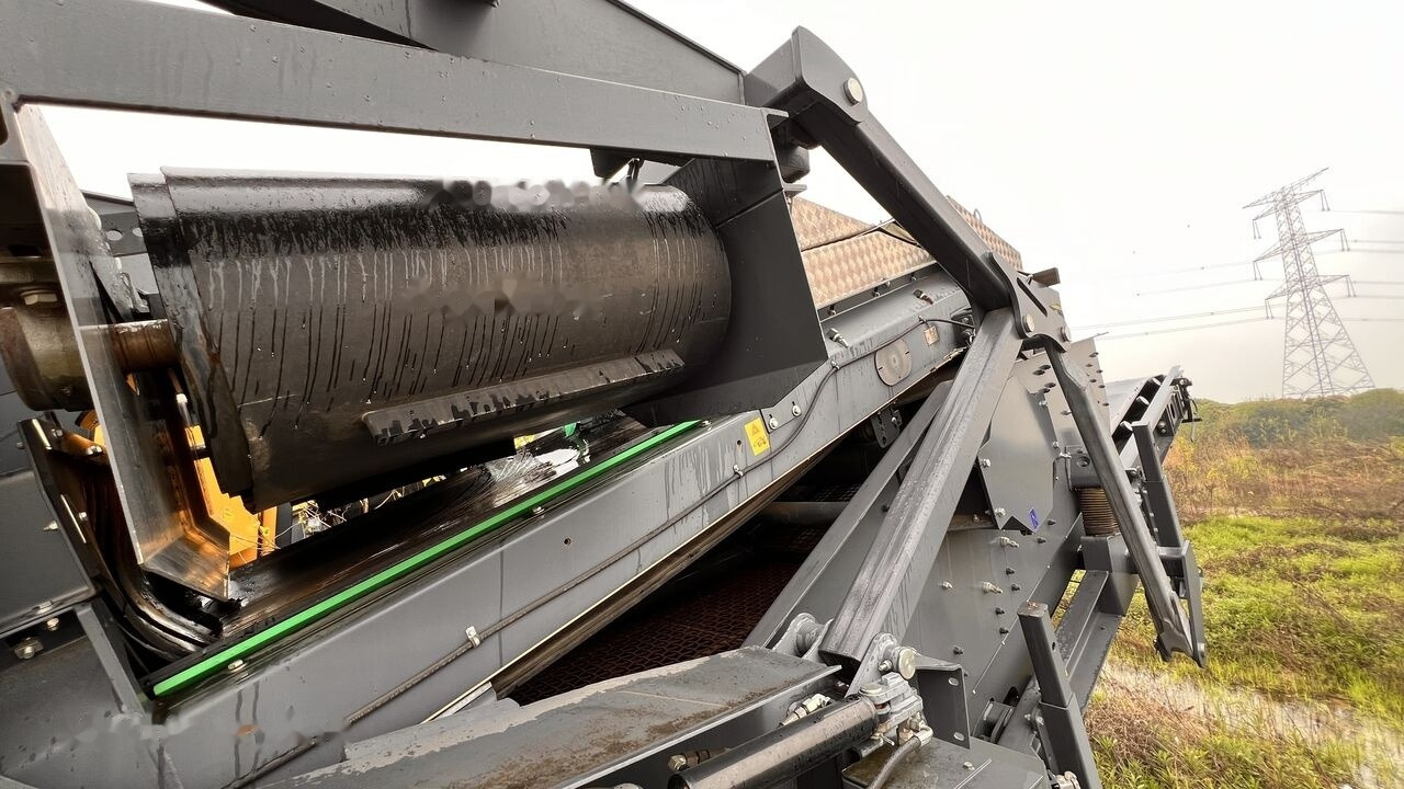 Metso NEW Lokotrack LT1213S mobile horizontal impact crusher - מגרסה ניידת: תמונה 2 Metso NEW Lokotrack LT1213S mobile horizontal impact crusher - מגרסה ניידת: תמונה 2