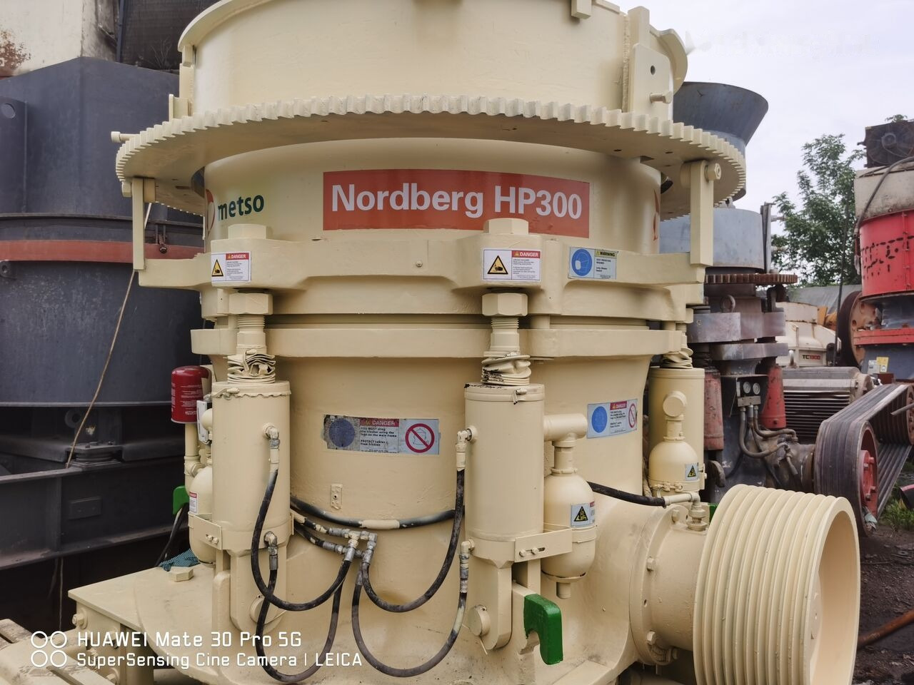 Nordberg Metso HP300 Cone Crusher | Aggregates Production - מגרסת חרוט: תמונה 1 Nordberg Metso HP300 Cone Crusher | Aggregates Production - מגרסת חרוט: תמונה 1