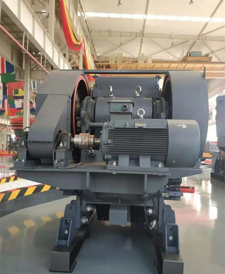 SHANGHAI SHIBANG C6X145 - מגרסת מלחציים: תמונה 3 SHANGHAI SHIBANG C6X145 - מגרסת מלחציים: תמונה 3