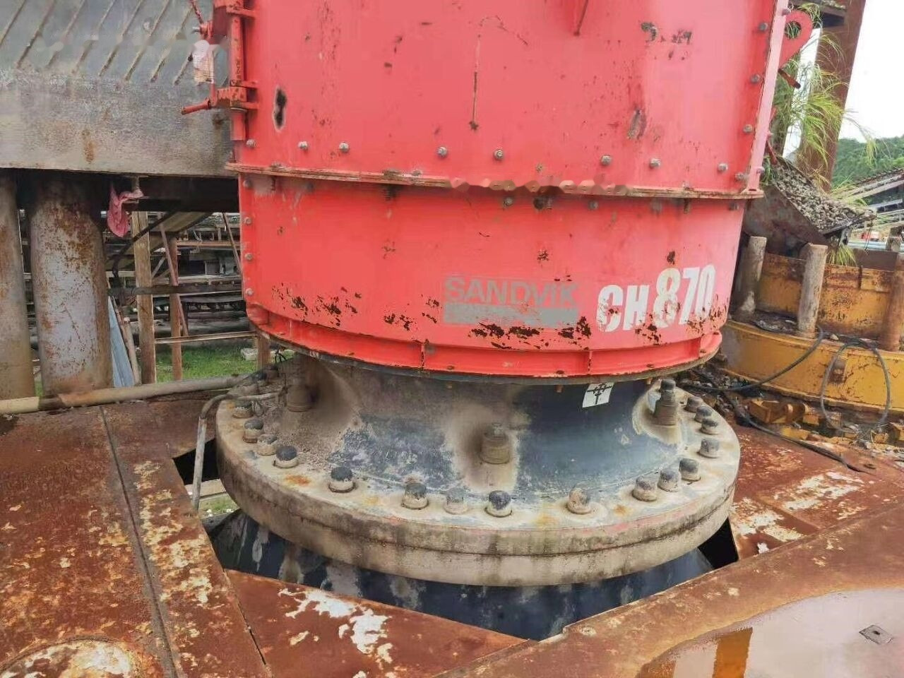 Sandvik CH870 - מגרסת חרוט: תמונה 4 Sandvik CH870 - מגרסת חרוט: תמונה 4